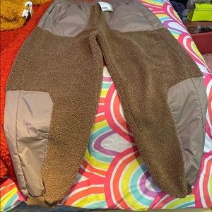 H&M color block faux shearling jogger